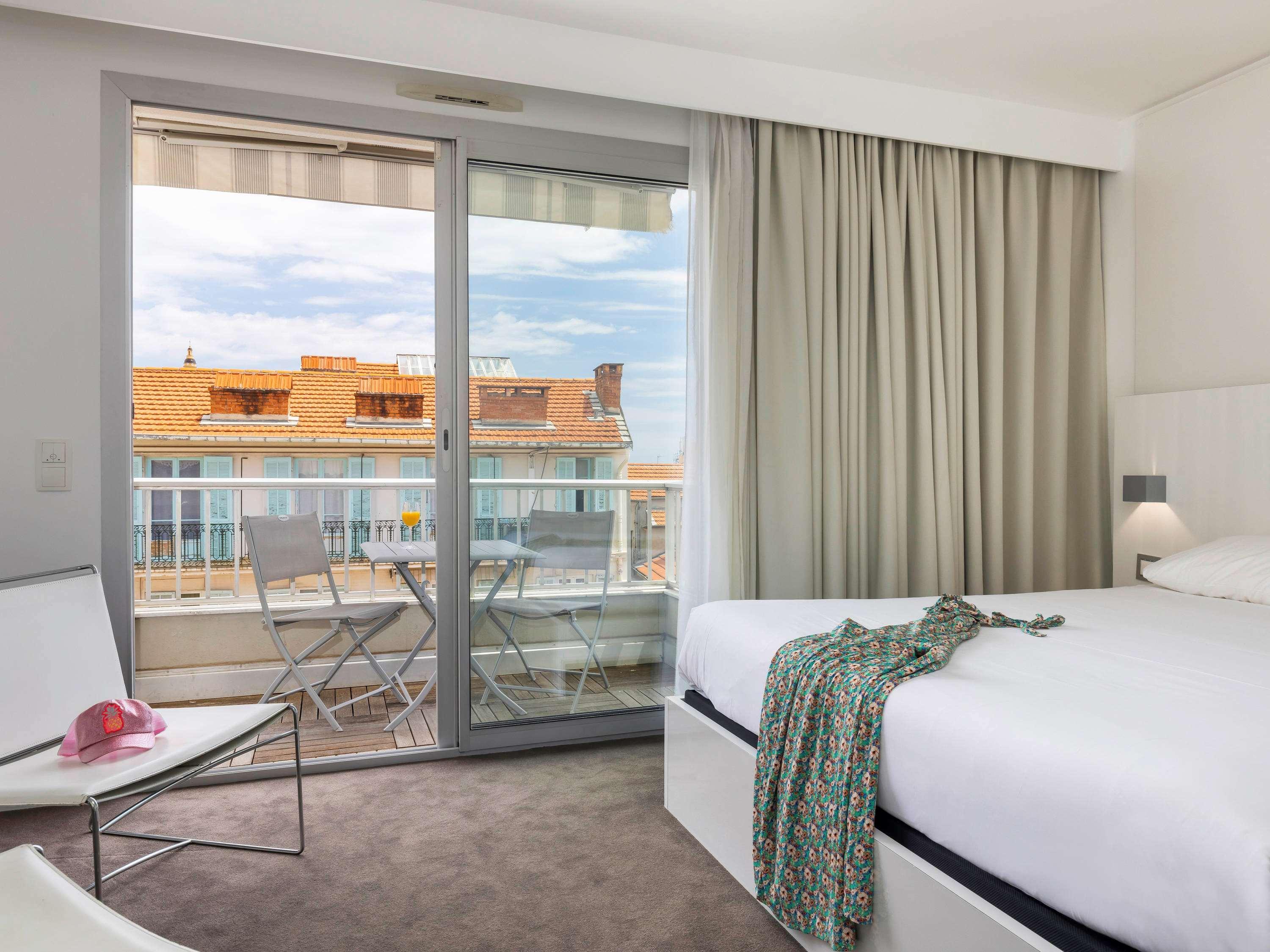 Ibis Styles Menton Centre Hotel Екстериор снимка