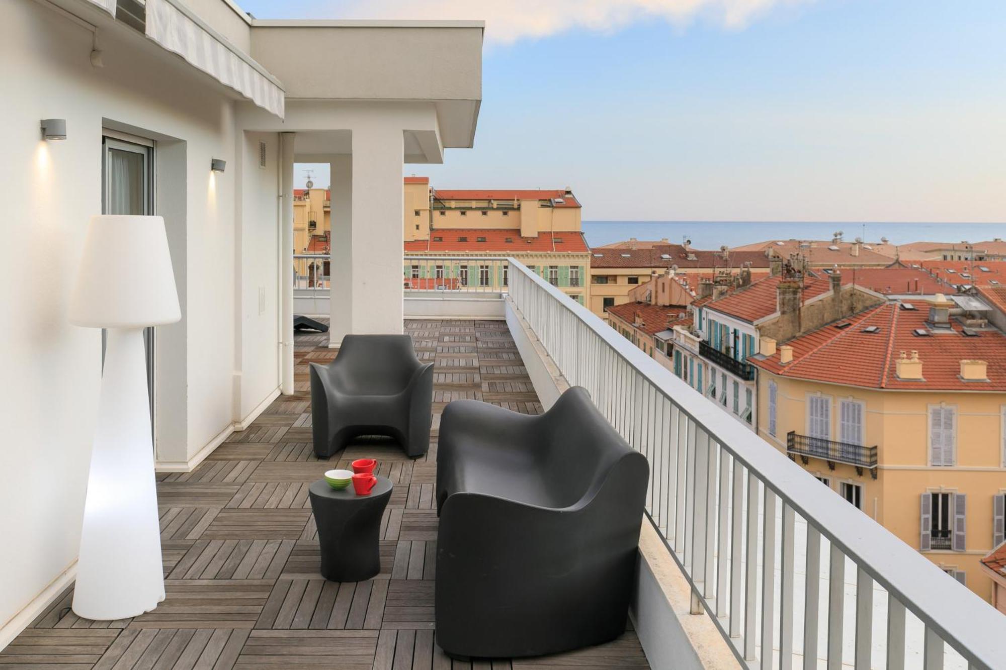 Ibis Styles Menton Centre Hotel Екстериор снимка