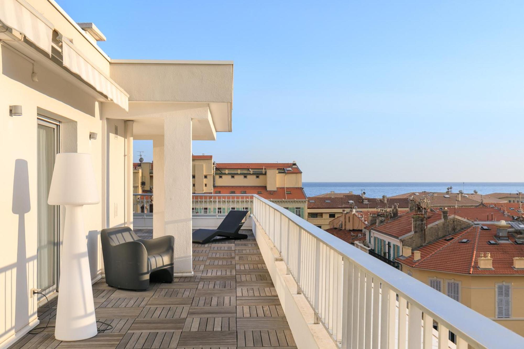 Ibis Styles Menton Centre Hotel Екстериор снимка