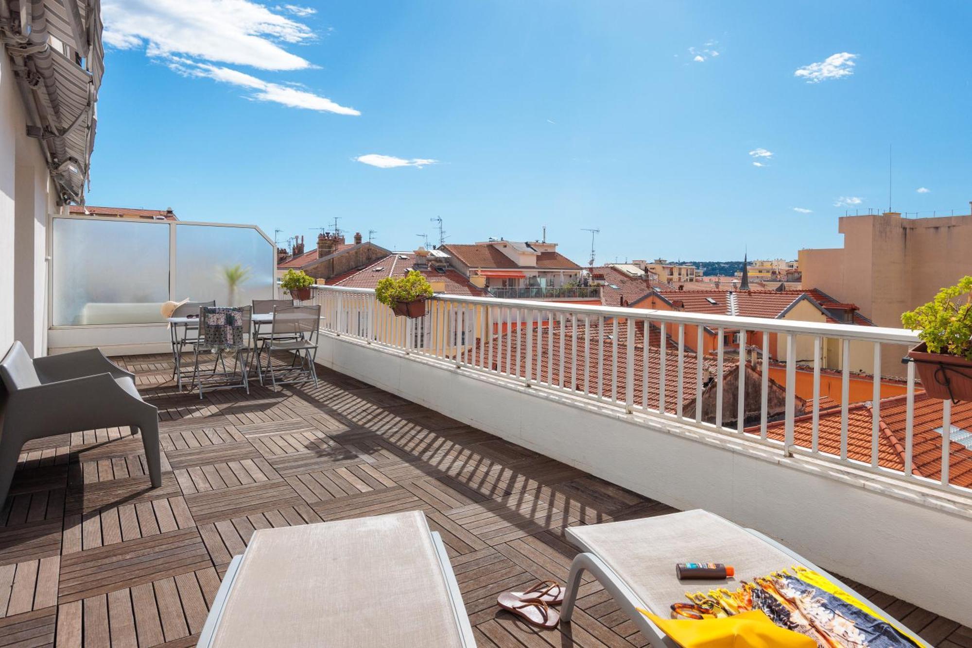 Ibis Styles Menton Centre Hotel Екстериор снимка
